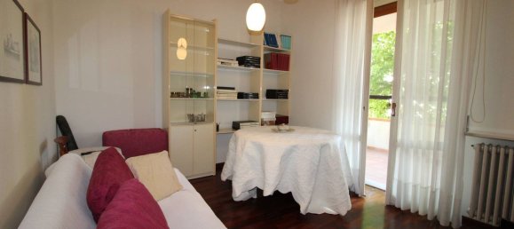 Villa de 4 habitaciónes en Lungavilla, Italy No. 259023 21