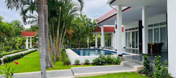 4 bedrooms Villa in Hua Hin, Thailand No. 4300 27