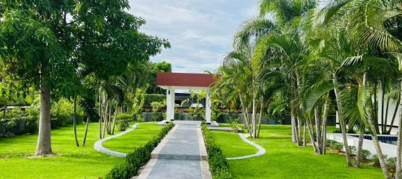 4 bedrooms Villa in Hua Hin, Thailand No. 4300 11
