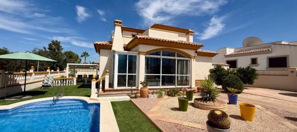 3 bedrooms Villa in Hondon De Las Nieves, Spain No. 276334 5