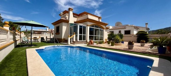 3 bedrooms Villa in Hondon De Las Nieves, Spain No. 276334 6