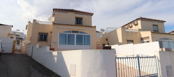 3 غرف نوم فيلا في Alicante, Spain رقم 178166 22