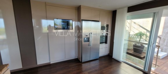 Villa de 3 dormitorios en El Paraiso, Spain No. 40981 26