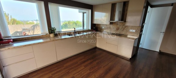 Villa de 3 dormitorios en El Paraiso, Spain No. 40981 27