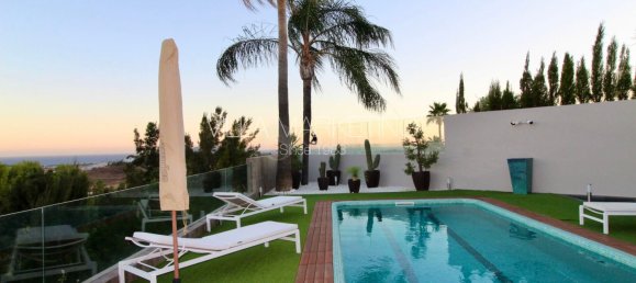 Villa de 3 dormitorios en El Paraiso, Spain No. 40981 16