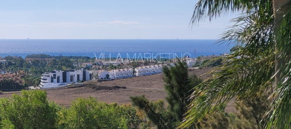 Villa de 3 dormitorios en El Paraiso, Spain No. 40981 33