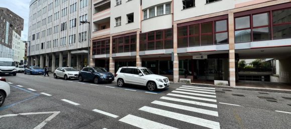 Garagem em Pordenone, Italy 25 m² N.º 344282 11