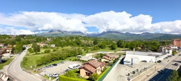 3 rooms Apartment in Camburzano, Italy No. 58622 17