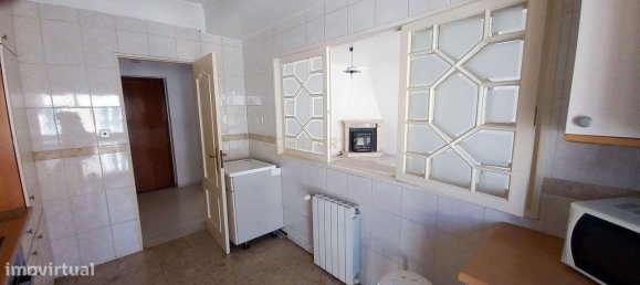 Квартира с 2 спальнями в Лиссабон, Португалия № 10799 10