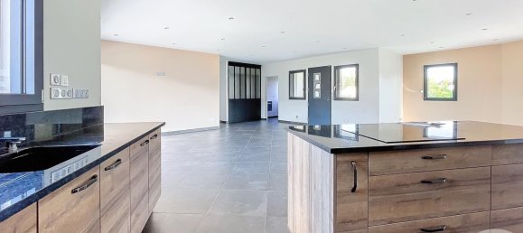 4 bedrooms House in Maizieres-la-Grande-Paroisse, France No. 230764 5