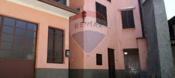 Casa de 3 dormitorios en Masciago Primo, Italy No. 327952 12