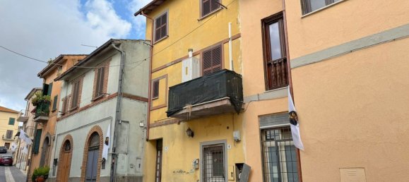 3غرفة منزل ذو طابقين في Monterosi, Italy رقم 298221 2