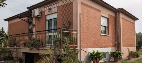 6 rooms Apartment in Nettuno, Italy No. 184422 18