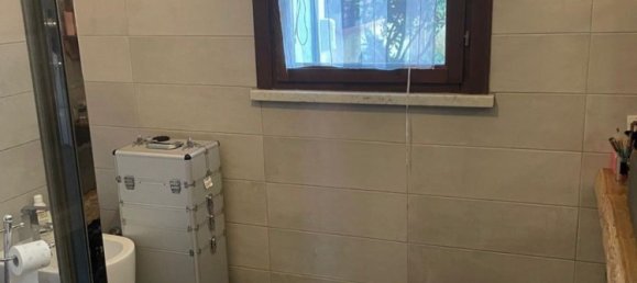 7 rooms House in Carrara, Italy No. 50907 5