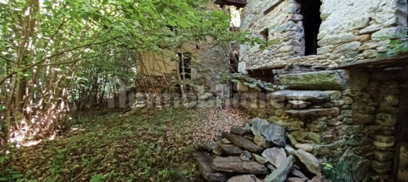 Casa de 3 dormitorios en Pont Saint Martin, Italy No. 284148 7