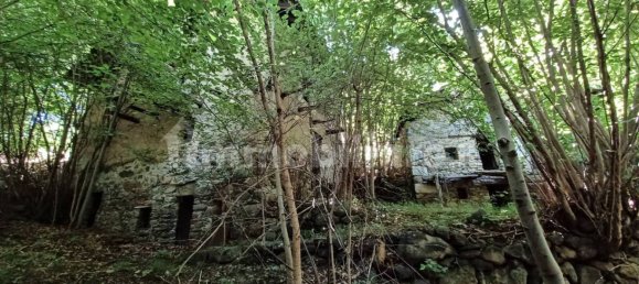 Casa de 3 dormitorios en Pont Saint Martin, Italy No. 284148 8