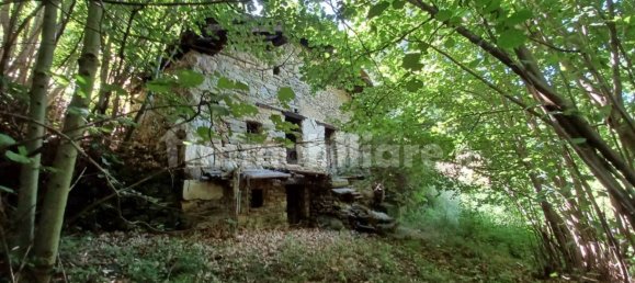 Casa de 3 dormitorios en Pont Saint Martin, Italy No. 284148 3