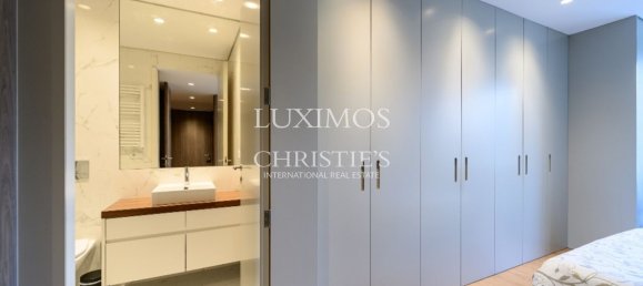 3 bedrooms Apartment in Porto, Portugal No. 108023 16