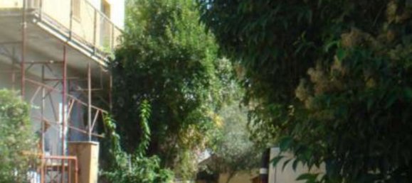 24 rooms Apartment in Perugia, Italy No. 44054 3