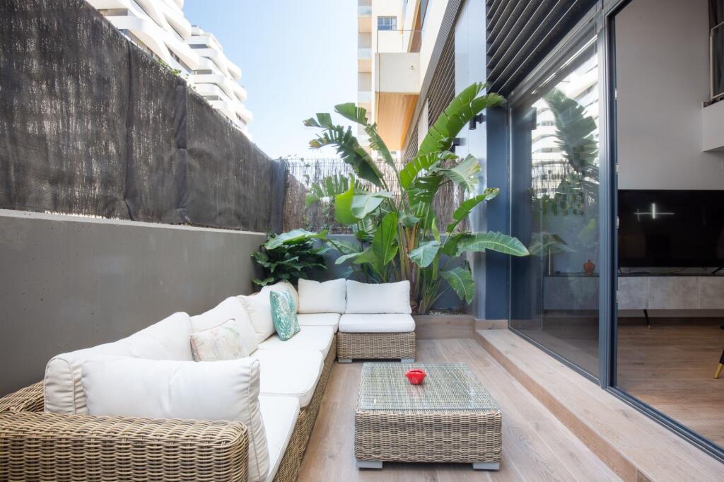 2 غرف نوم منزل ذو طابقين في Valencia, Spain رقم 205503