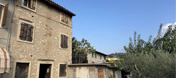 3 rooms House in Soave, Italy No. 276463 5