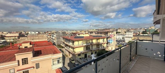 3 rooms Apartment in Casavatore, Italy No. 192444 9