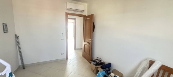 3 rooms Apartment in Casavatore, Italy No. 192444 17