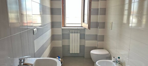 3 rooms Apartment in Casavatore, Italy No. 192444 24