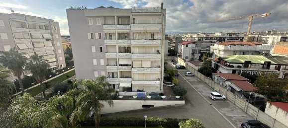 3 rooms Apartment in Casavatore, Italy No. 192444 22