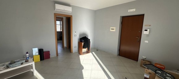 3 rooms Apartment in Casavatore, Italy No. 192444 5