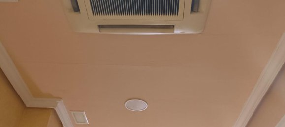 176m² Commercial property in Zaragoza, Spain No. 66774 10