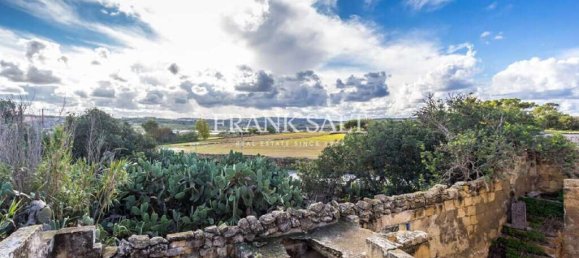 4 bedrooms Farm in Naxxar, Malta No. 2603 4