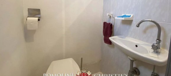 6 rooms House in Anghiari, Italy No. 135678 28