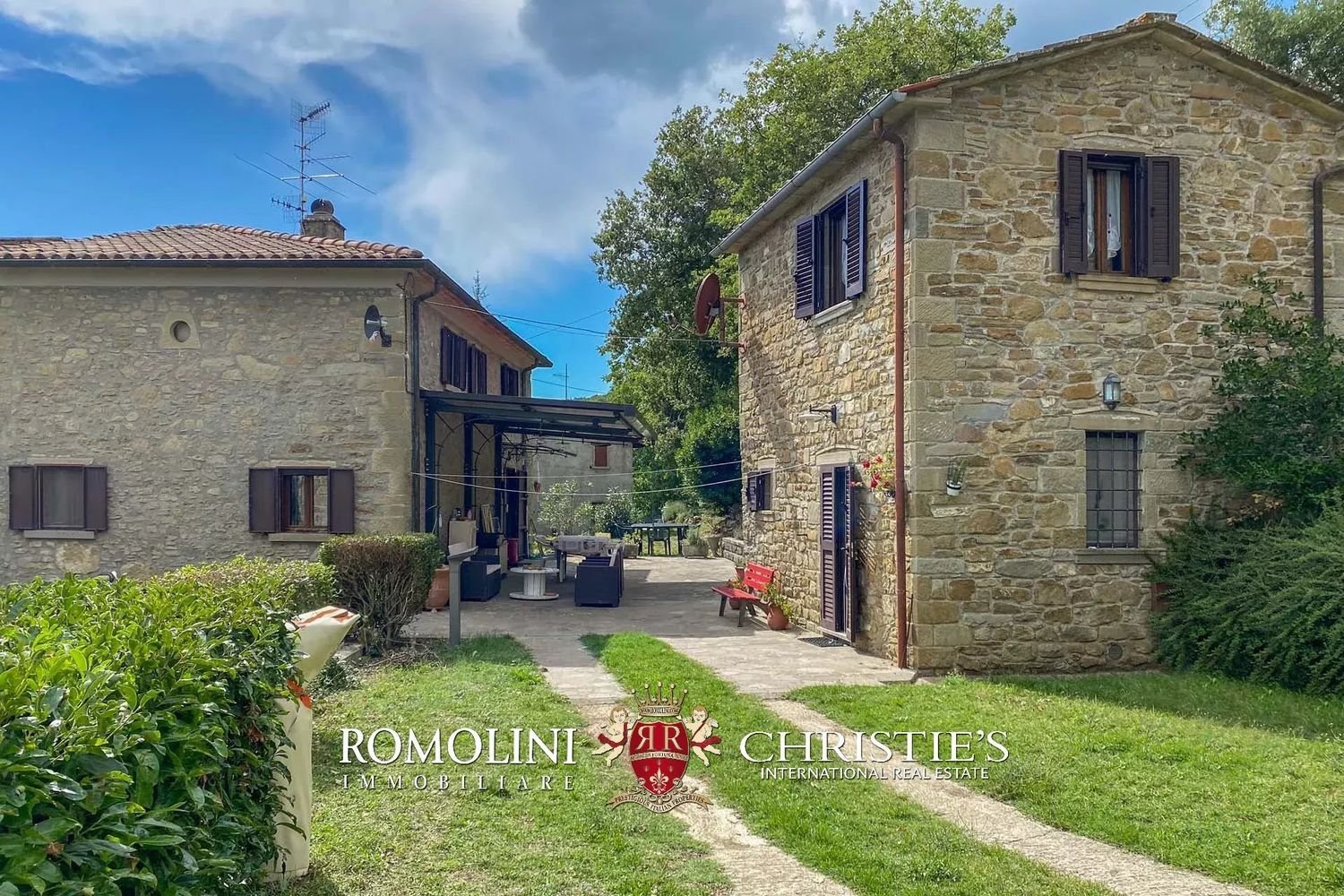 6 rooms House in Anghiari, Italy No. 135678