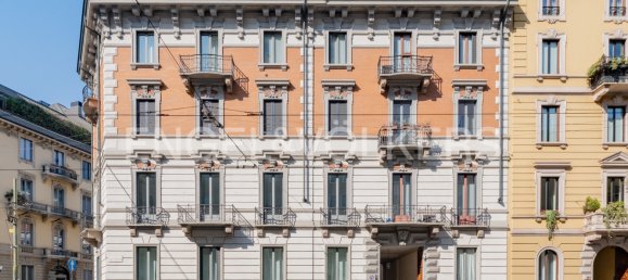 2 bedrooms Apartment in Milan, Italy No. 245558 11