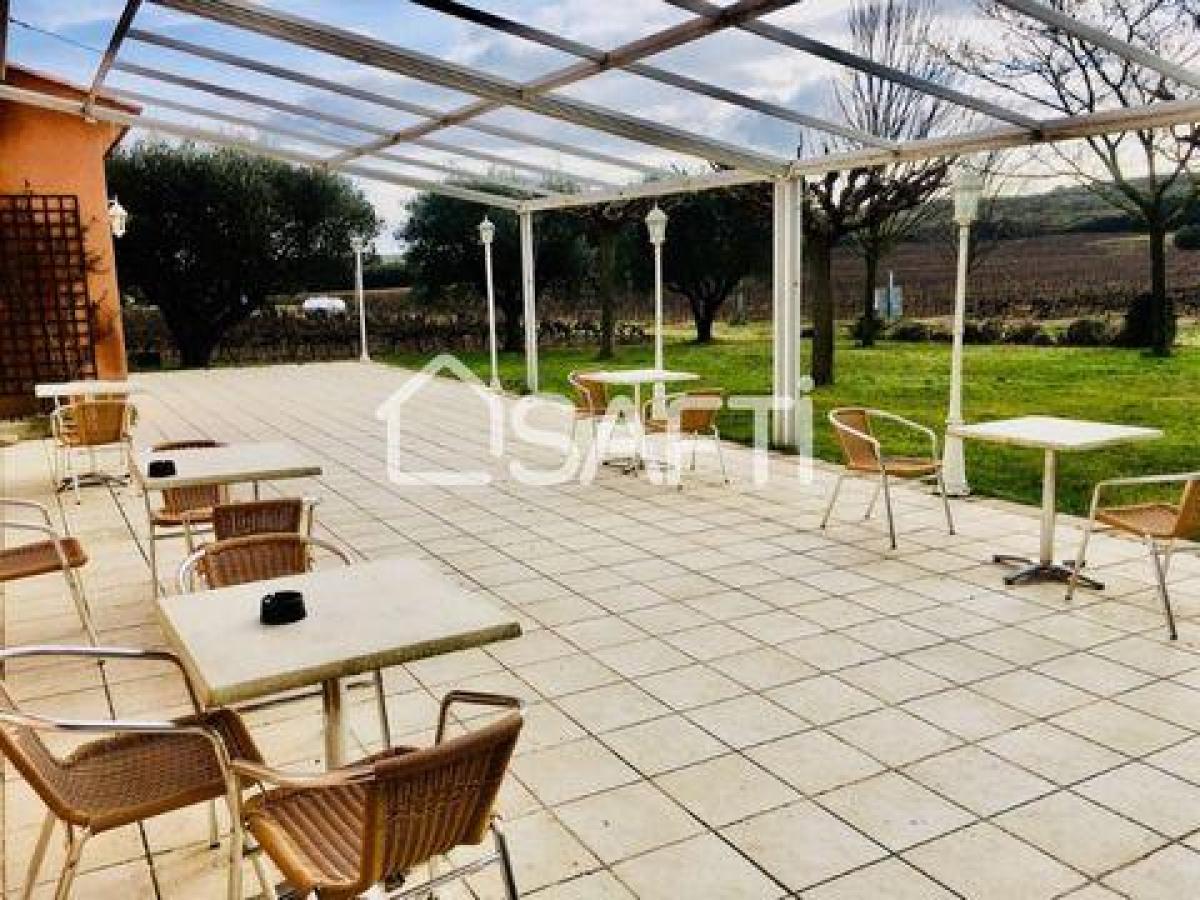 Escritório em Uzes, France 200 m² N.º 21390