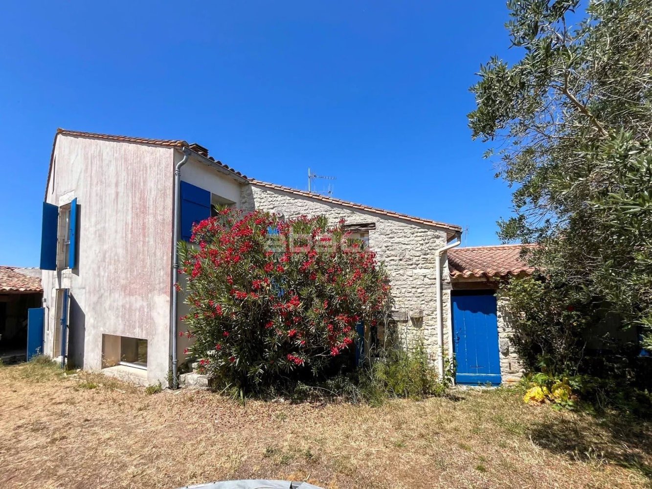 8 bedrooms Townhouse in Le Bois-Plage-en-Re, France No. 301012