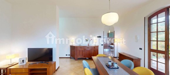 4 Schlafzimmer Villa in Luvinate, Italy, Nr. 342014 8