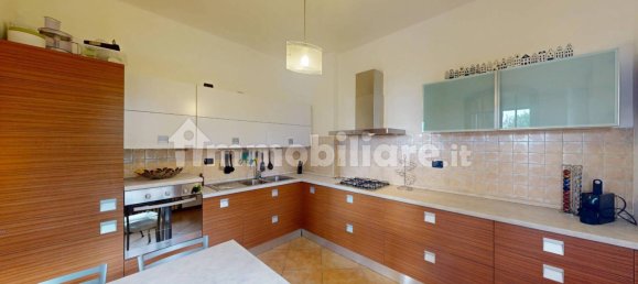 4 Schlafzimmer Villa in Luvinate, Italy, Nr. 342014 13