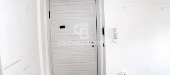 4-salle Appartement à Taranto, Italy No. 257742 3