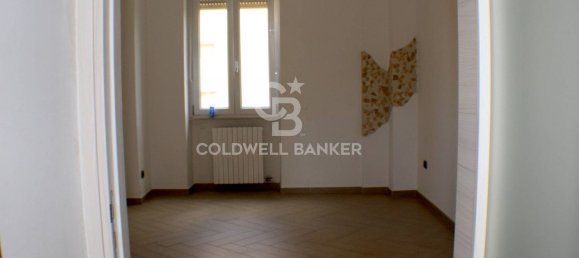 4-salle Appartement à Taranto, Italy No. 257742 2