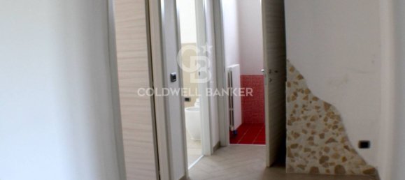 4-salle Appartement à Taranto, Italy No. 257742 10