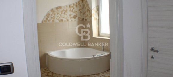 4-salle Appartement à Taranto, Italy No. 257742 19