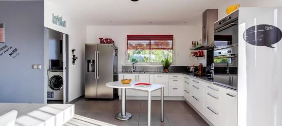 4 bedrooms Villa in Solaro, France No. 218892 7