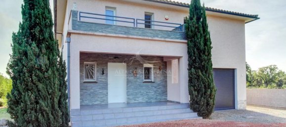 4 bedrooms Villa in Solaro, France No. 218892 9