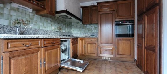 3 bedrooms House in Varennes-sur-Seine, France No. 316821 8