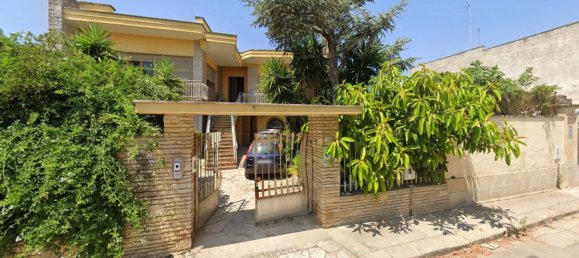 7 rooms Apartment in Sternatia, Italy No. 42345 2