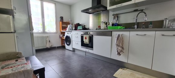 2 bedrooms House in Le Blanc-Mesnil, France No. 172685 5