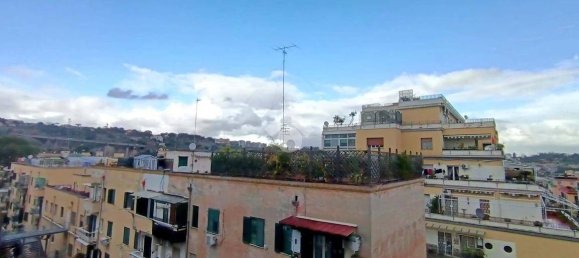 2 chambres Appartement à Naples, Italy No. 133659 10