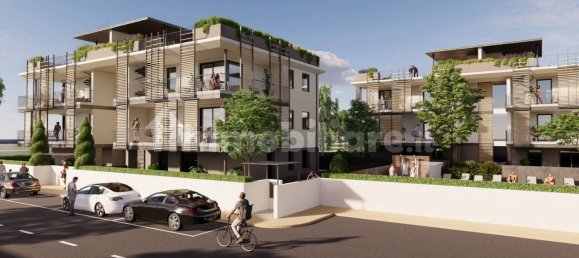 2 rooms Penthouse in Desenzano del Garda, Italy No. 125298 5